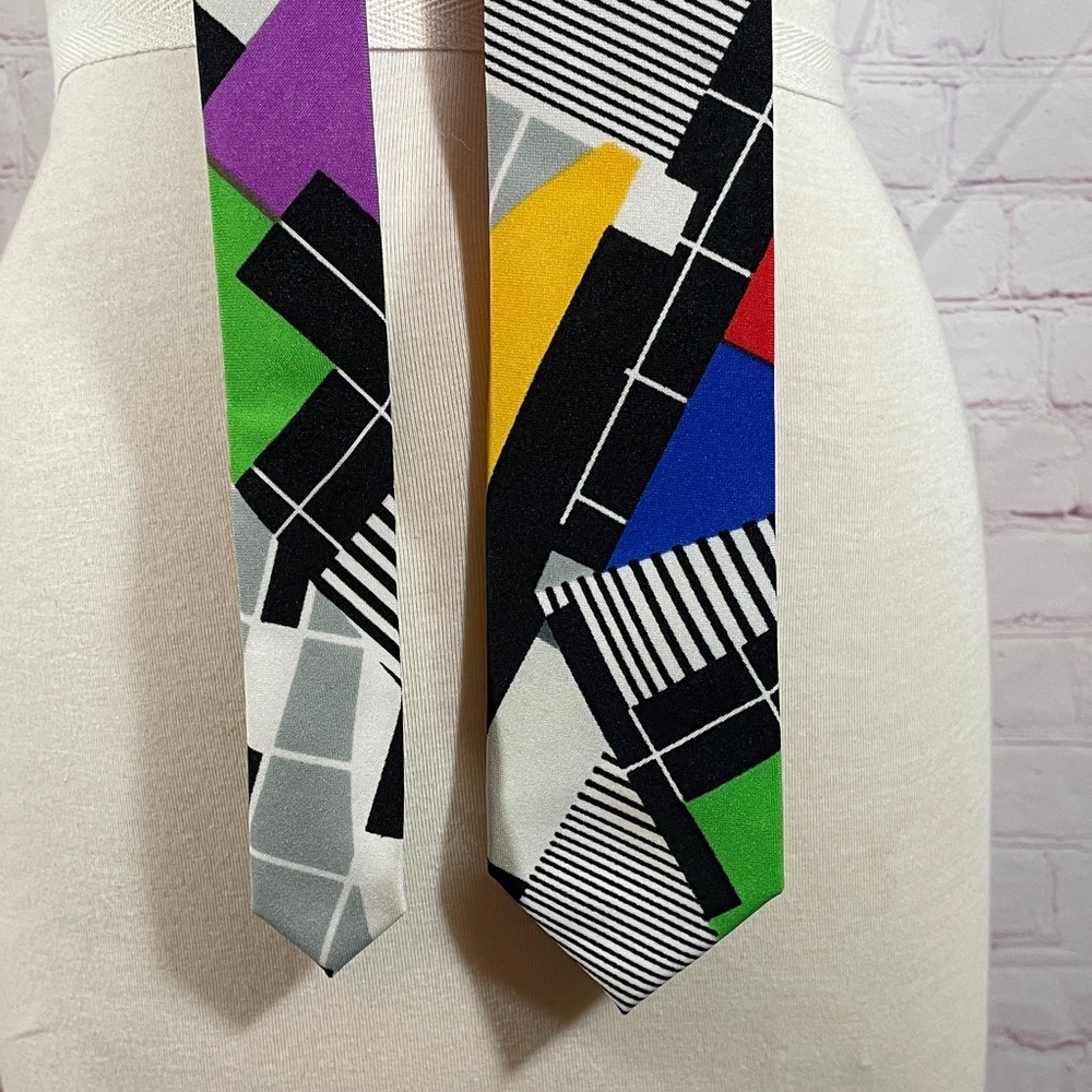 OppoSuits Colorful Geometric Abstract Polyester Necktie - Picture 2 of 4